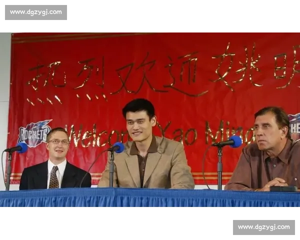 26 年状元热门首秀炸裂！6 尺 9+7 尺臂展统治攻防，杨百翰新星剑指文班级传奇